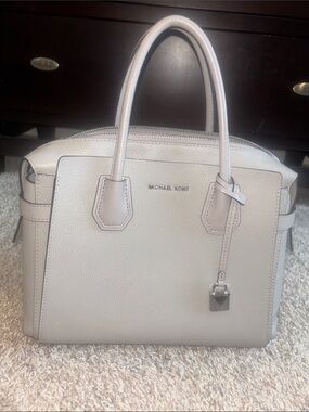 Michael Kors gray tote